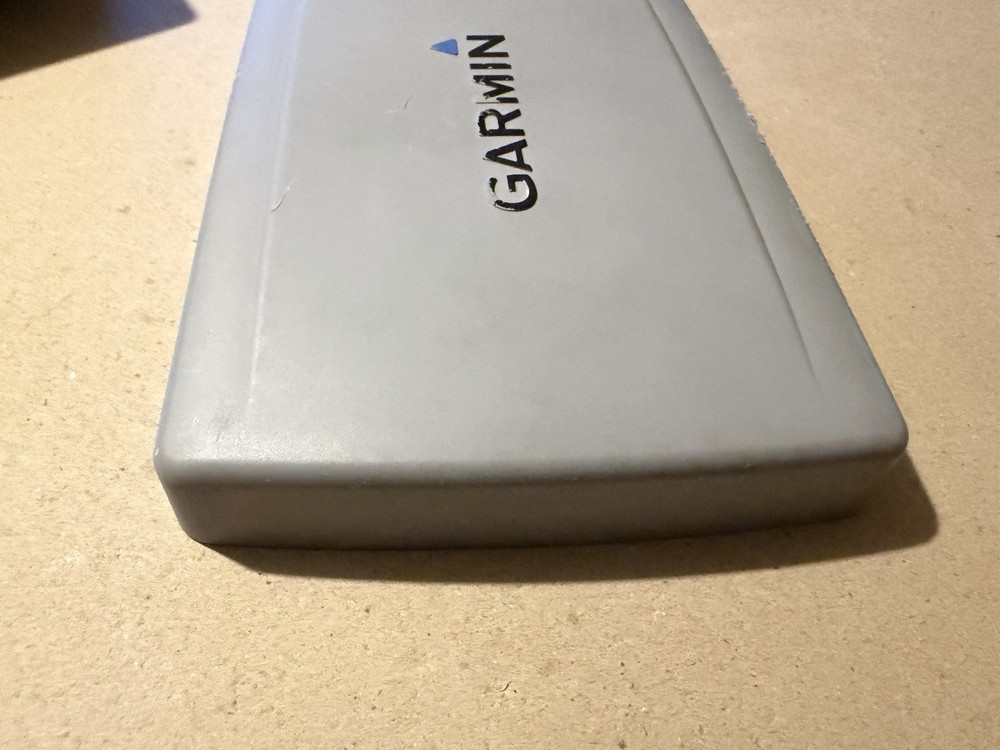 Garmin GPSMAP 720 (Head Unit/Cover/Knobs) Chartplotter Radar