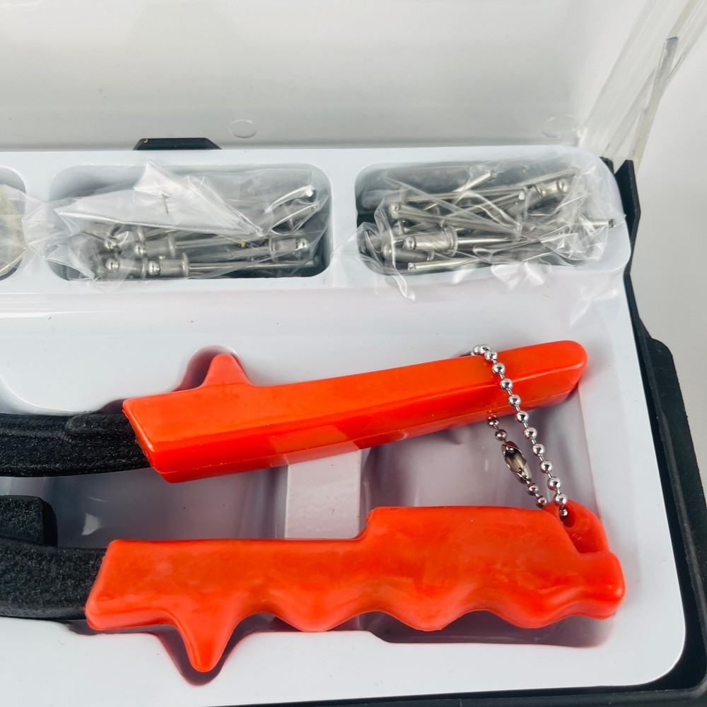 Central Forge Hand Riveter Model No. 910