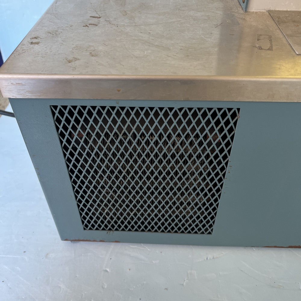 POLYTEMP PolyScience Heating and Refrigerating Water Bath Model 90