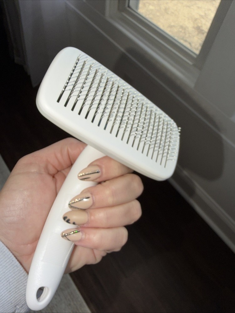 Self- Cleaning Slicker Pet Brush