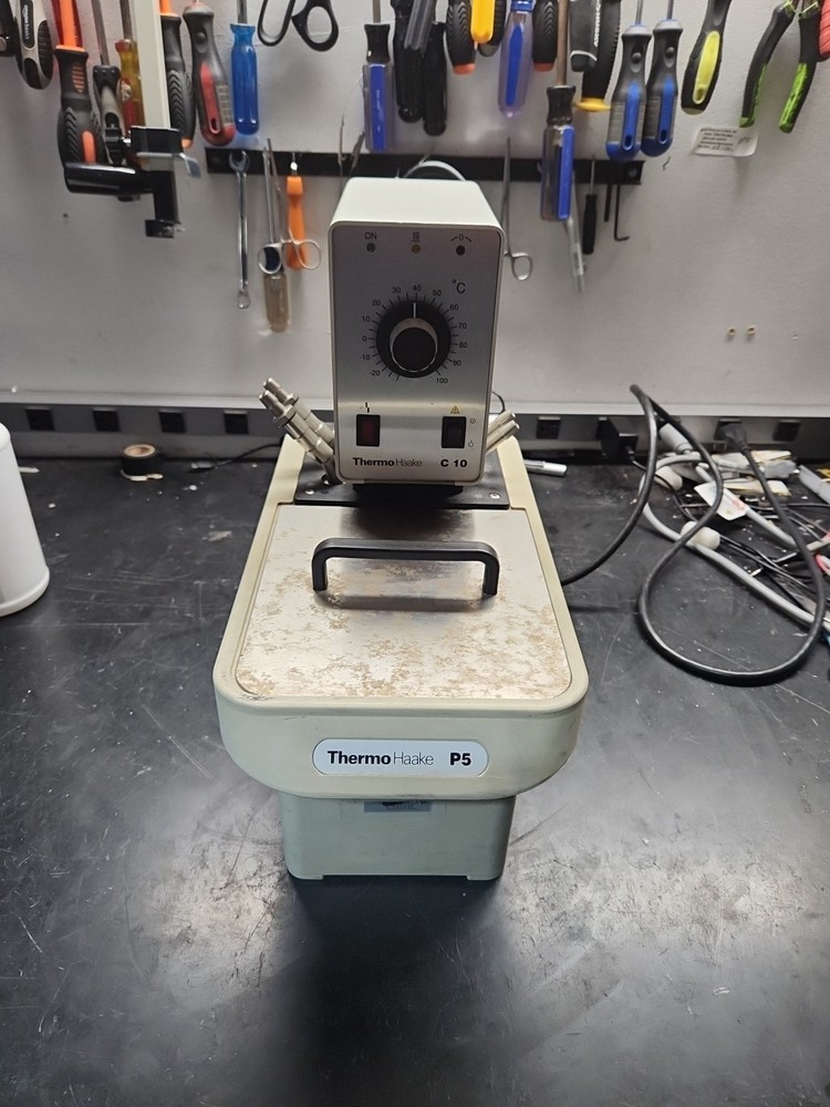 HAAKE P5 Circulating Bath with DC 10 HAAKE Thermo Controller Type 003-5007