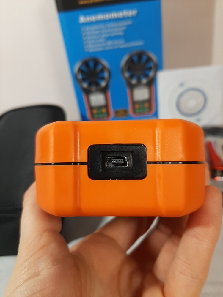 PROTMEX PT6252B DIGITAL ANEMOMETER W/ TEMPERATURE & HUMIDITY