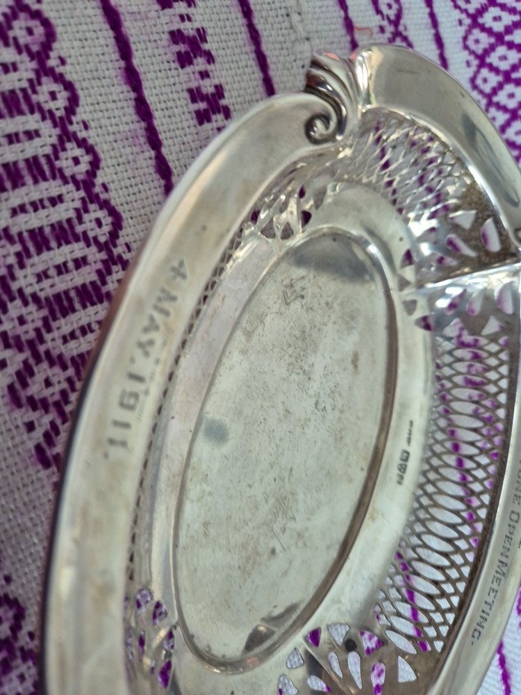 ANTIQUE SOLID SILVER PIERCED SWEET MEAT DISH. HALLMARKED.