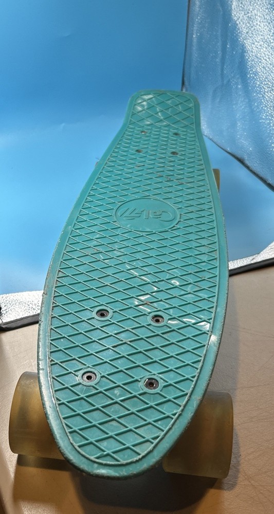 Cal 7 Complete 22" Mini Cruiser Skateboard