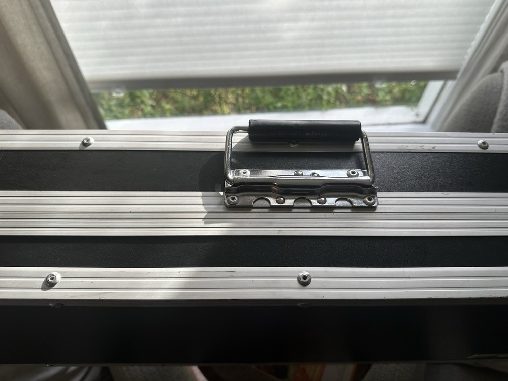 Tour Road Ready Flight Guitar Hard Case