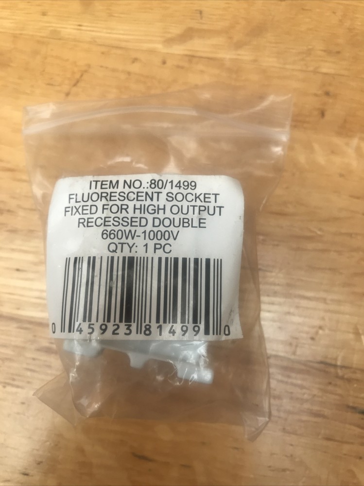 Satco Fluorescent High Output Recessed Socket New in Original Packaging