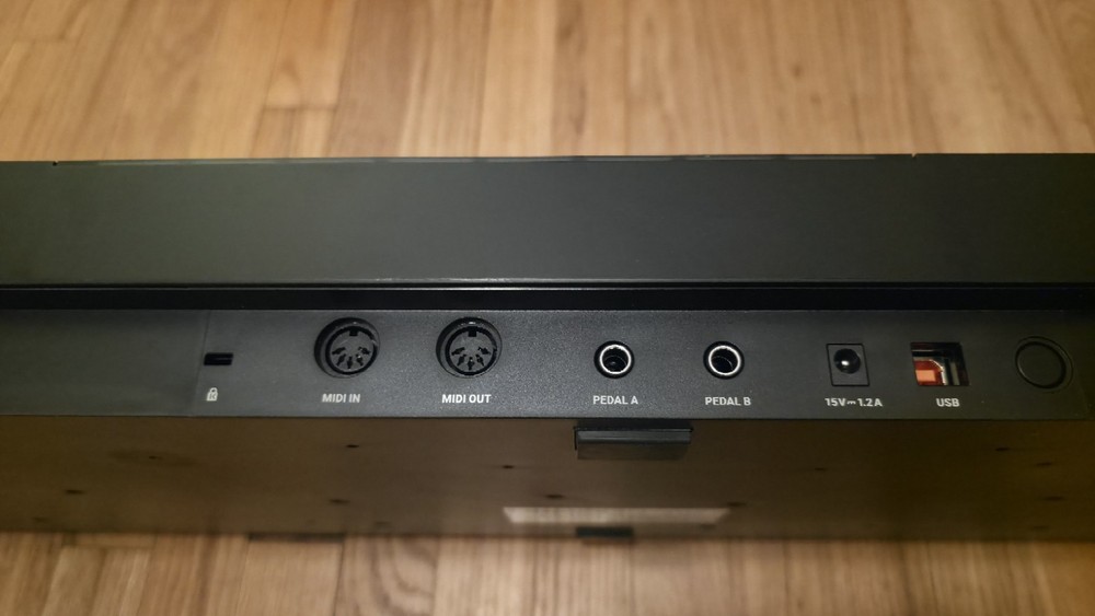 Native Instruments Komplete Kontrol S61 MK2 61 Key Keyboard Controller