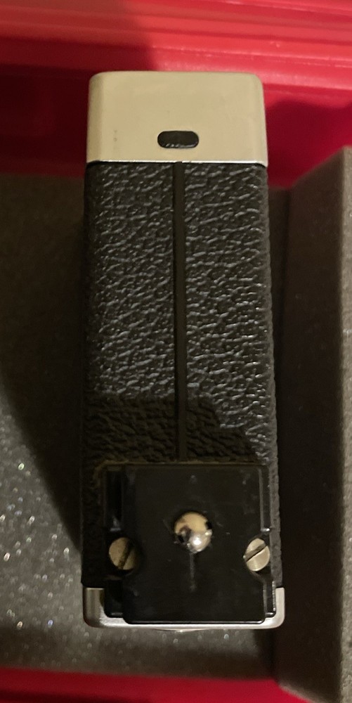 Honeywell Strobe Camera Flash With Case, Adapter & Cords