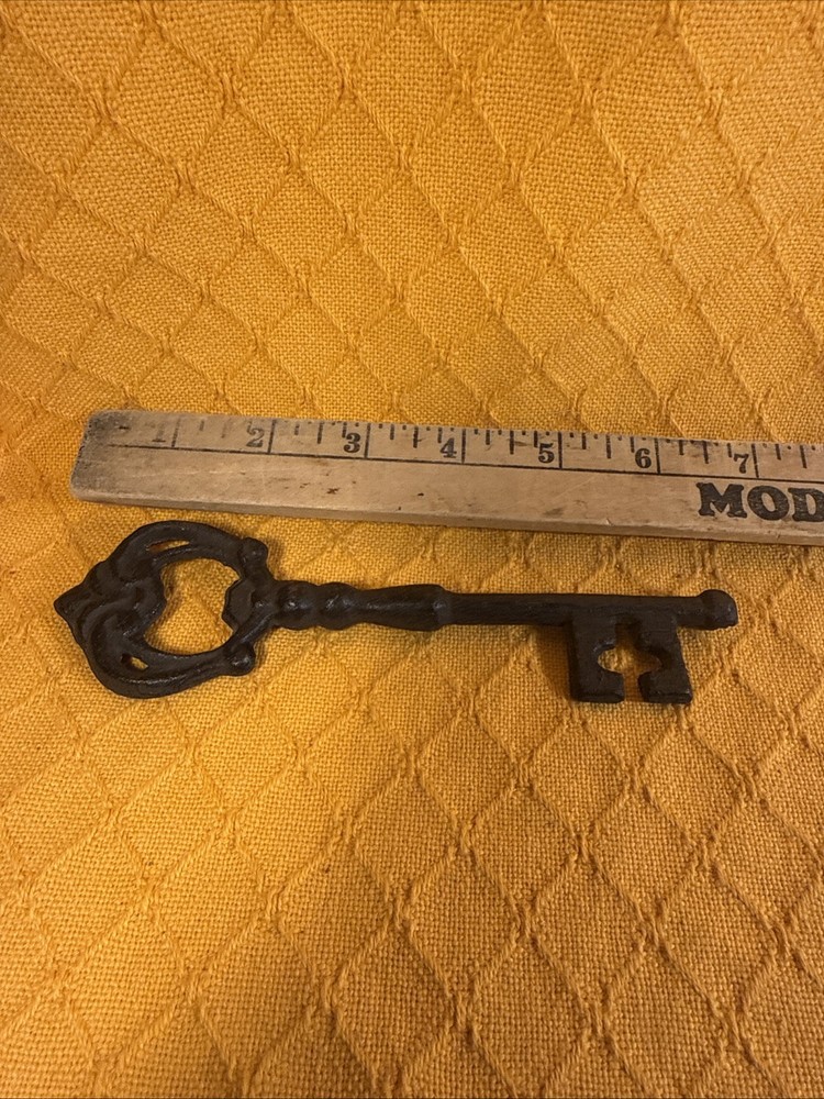 decorative skeleton key