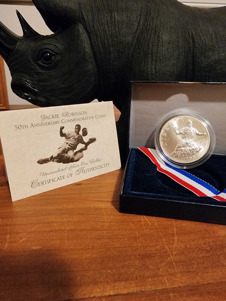 1997-S Jackie Robinson 90% silver comemmorative dollar