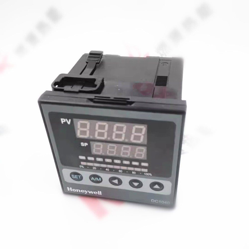 1pcs Honeywell Temperature Controller DC1040PR-301000-E