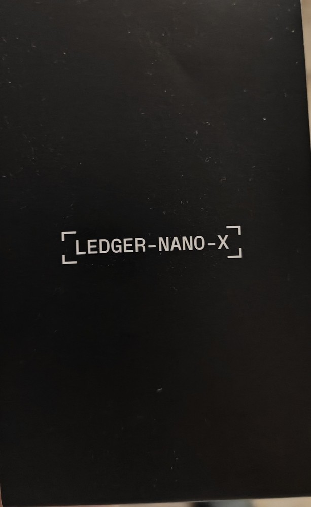 Ledger Nano X Crypto Hardware+ Cold Storage Wallet Bluetooth Onyx + Titanium