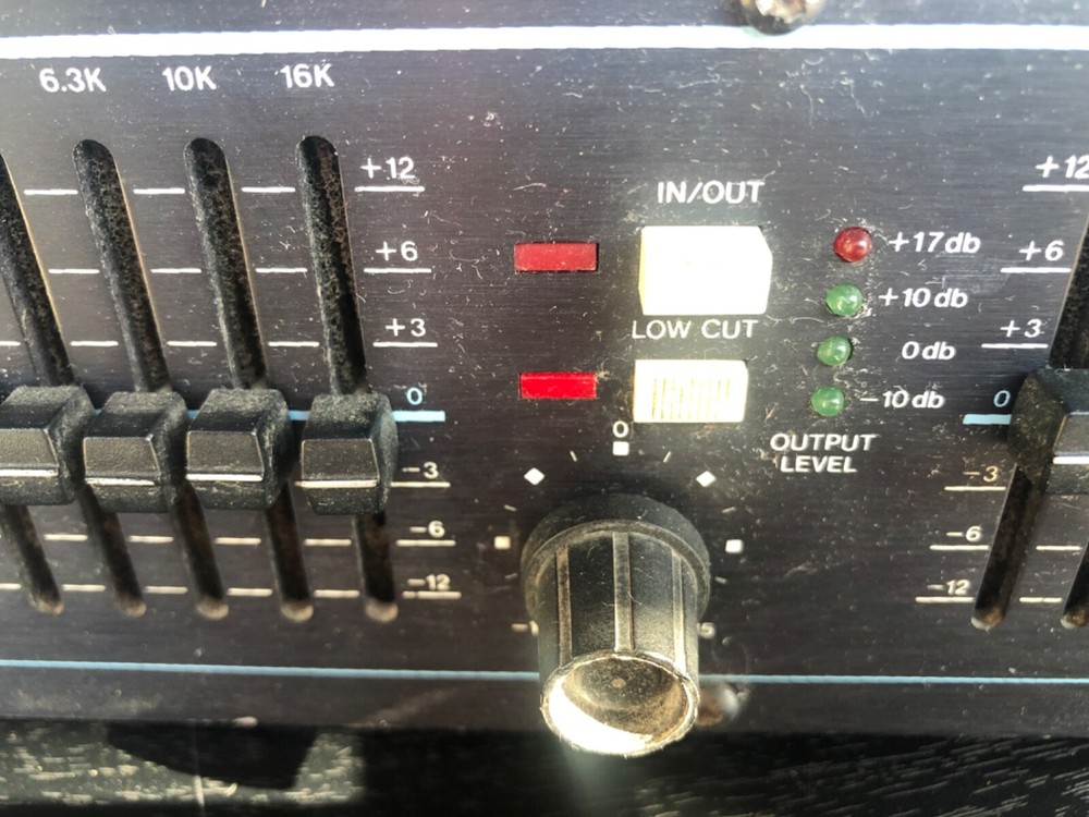 DOD graphic equalizer R-830B