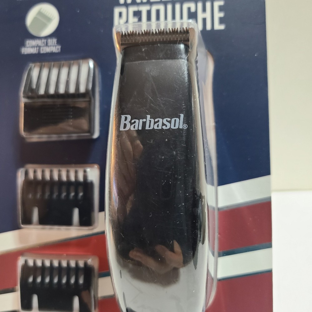 Barbasol 4 pc. Touch up Trimmer Set. Battery Powered.