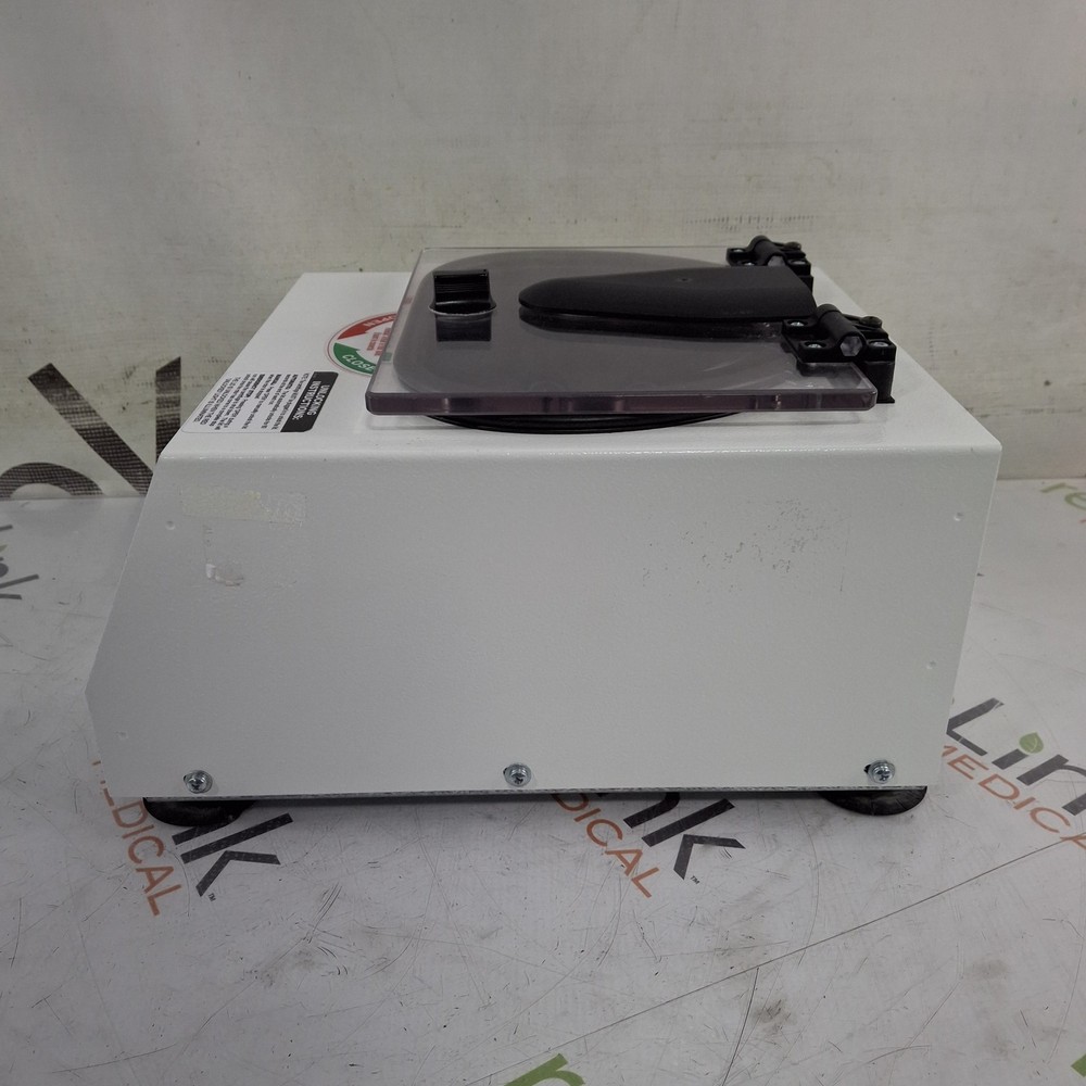 Drucker Diagnostics 842VES Centrifuge
