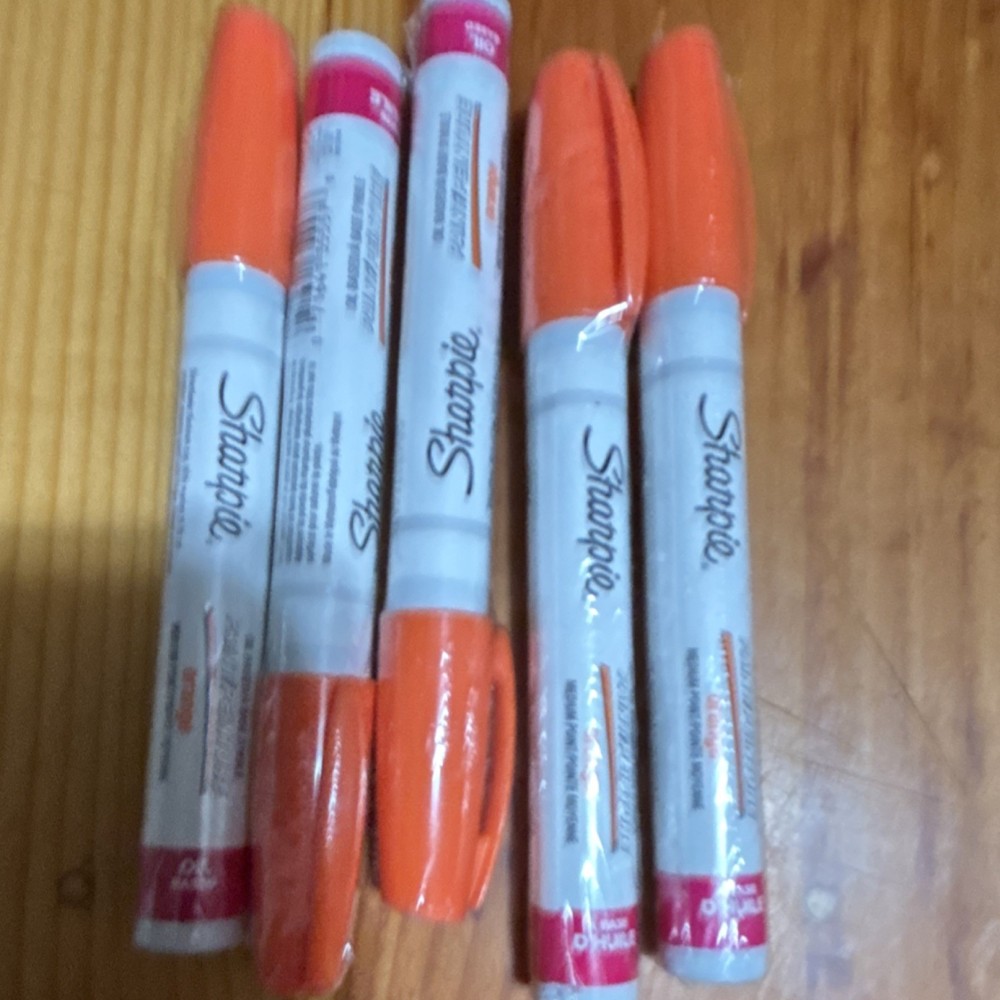 Sharpie Paint Oil-Based Permanent Markers Medium Point Orange Lot