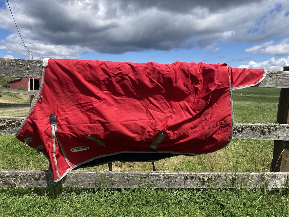 75” Weatherbeeta blanket