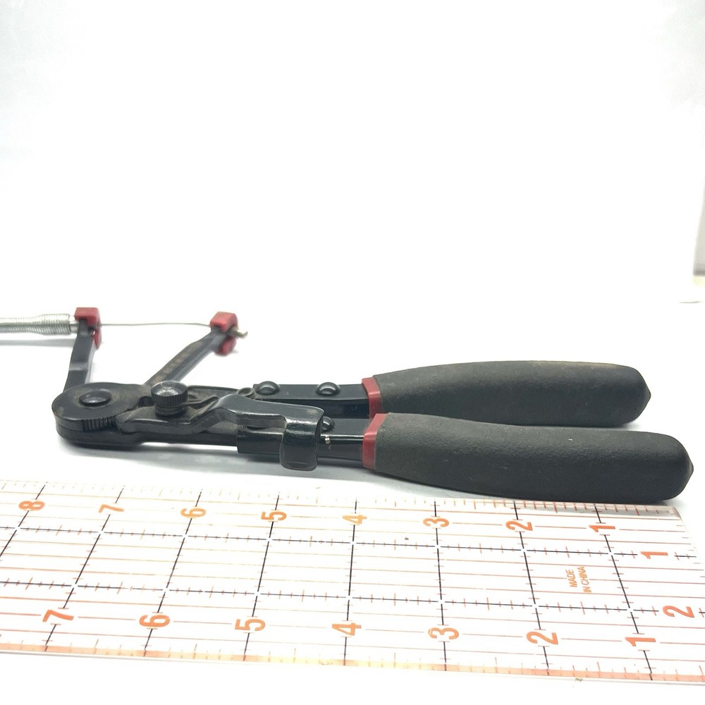 Lisle Flexable Button Connector Pliers- Preowned 29” + 10” Grip