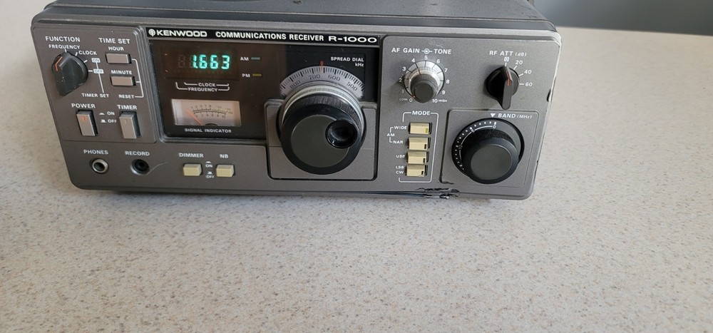 KENWOOD RECEIVER R 1000