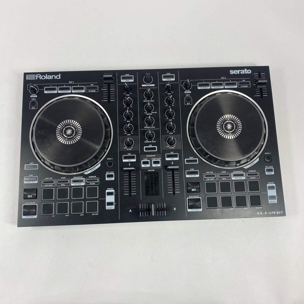 Roland DJ Serato DJ Controller DDJ-SR2