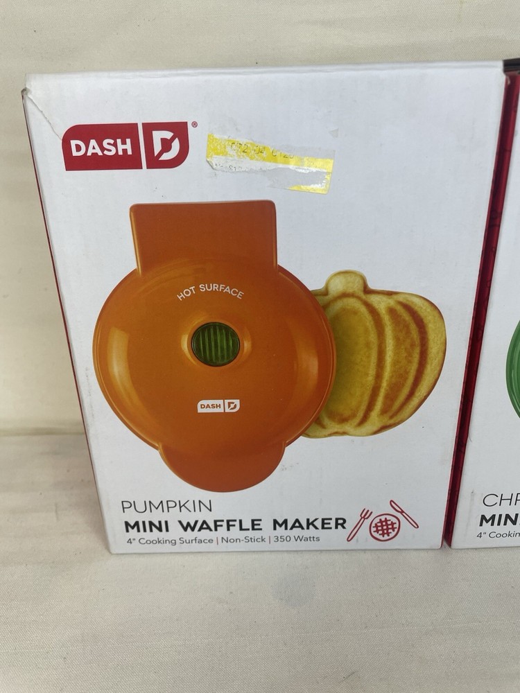 Mini Holiday Waffle Maker Tree And Pumpkin