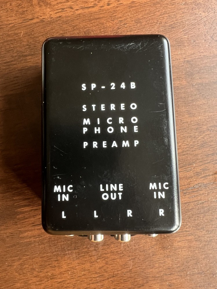 Stereo Microphone preamp SP-24B Black