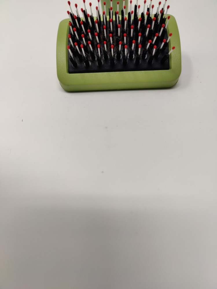 Safari Soft Slicker Brush