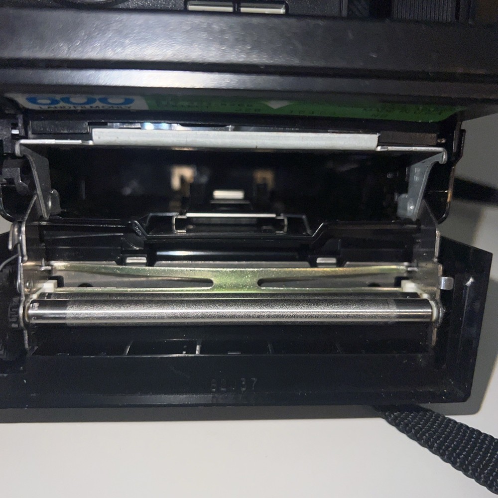 Polaroid Autofocus 660 Land Camera