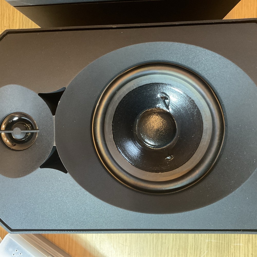 B&W Rock Solid Sounds Speaker Pair Worthing England