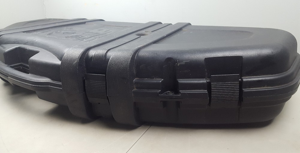 Plano Protector Series PillarLock black Compact Bow & Arrow Case model # 1111-00