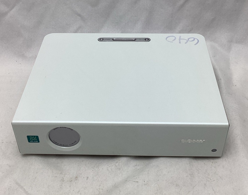 Sony Data Projector w/Remote Control, Cable, and carry case VPL-CS5 Ser. 49358