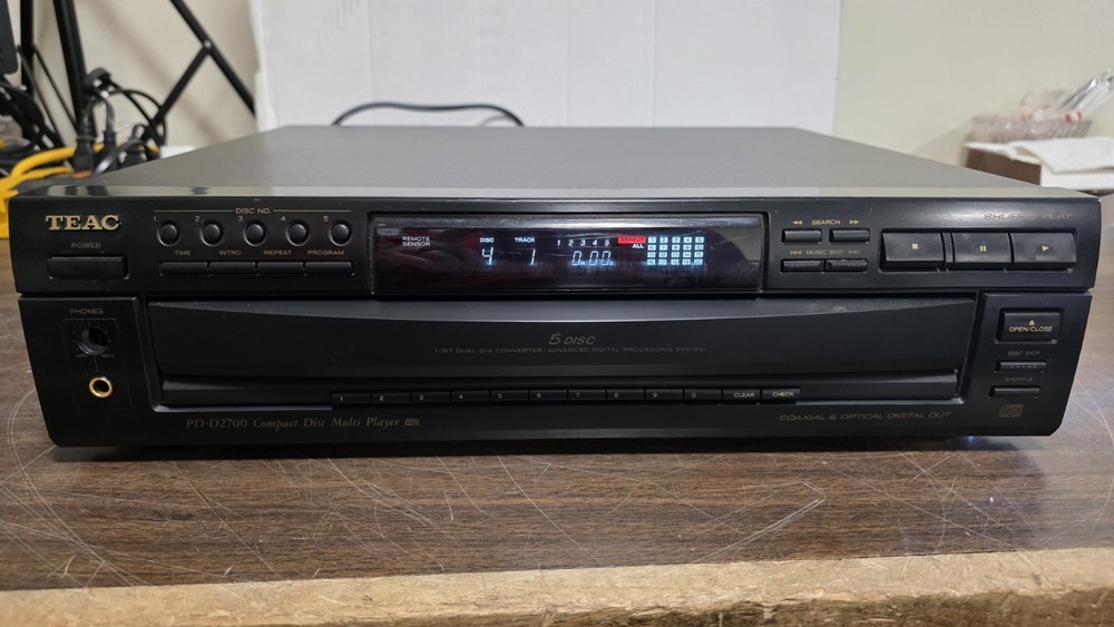 Teac PD-D2700 5-Disc CD Changer Player