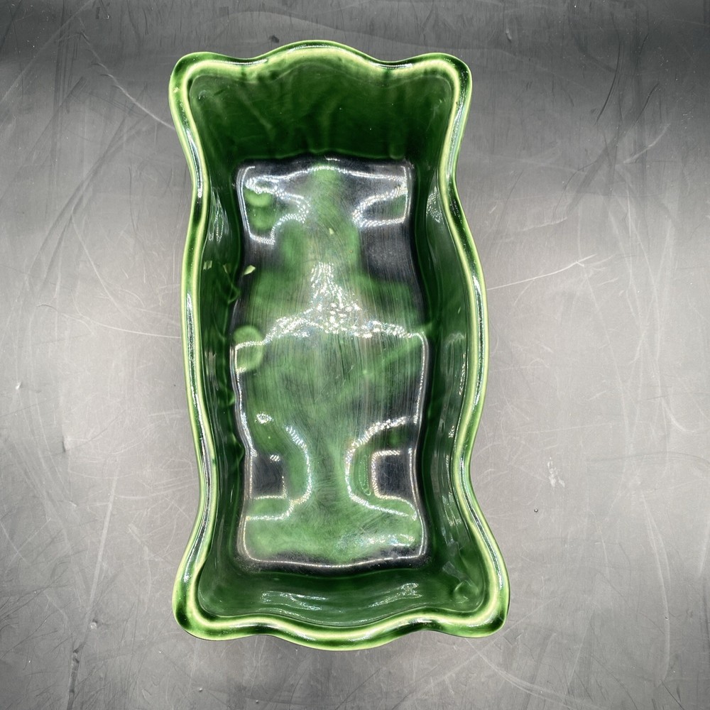 McCoy USA Green Ruffled Edge Striped Rectangular Pottery Planter Vase