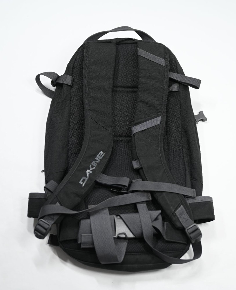 Dakine Heli Pro 20L Backpack in Black