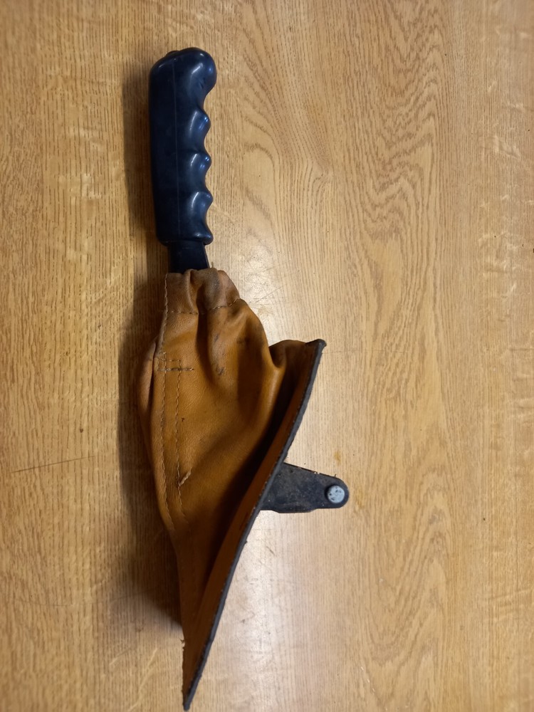 Triumph TR7 Handbrake with tan gaiter