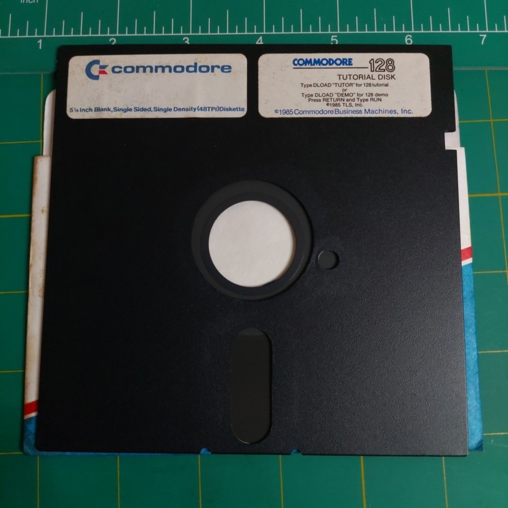 Commodore 128 Tutorial 1985 Test/Demo 5.25" Disk Disc