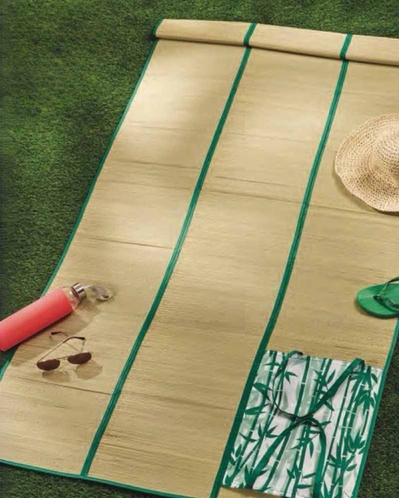 Avon On-The-Go Roll-Up Straw Mat