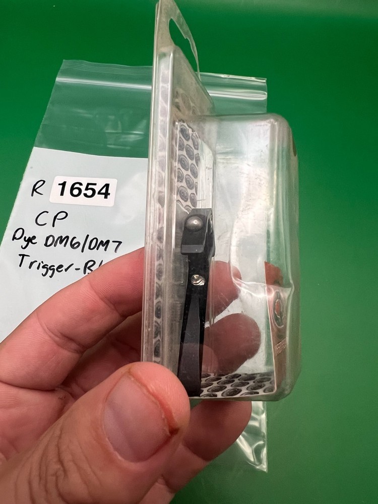 CP Dye DM6/DM7 Trigger - Black
