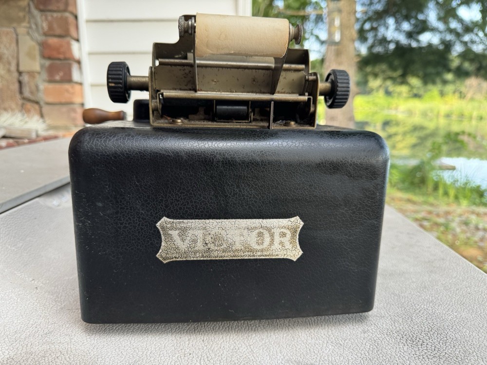 VICTOR Adding Machine Vintage 1920's Working