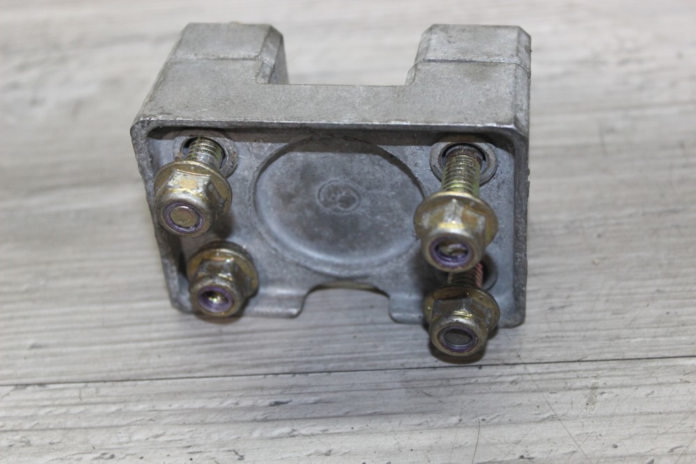 2007 Arctic Cat M1000 Efi 162in Handebar Riser Clamp Block