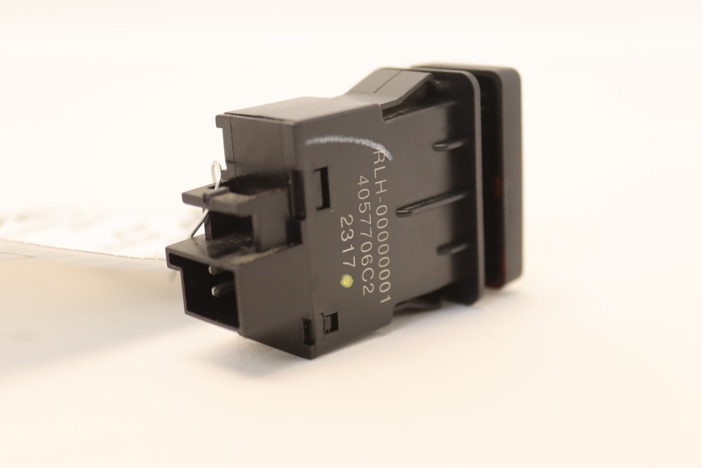 2017-2024 INTERNATIONAL LT625 / NAVISTAR HAZARD LIGHT CONTROL SWITCH BUTTON OEM