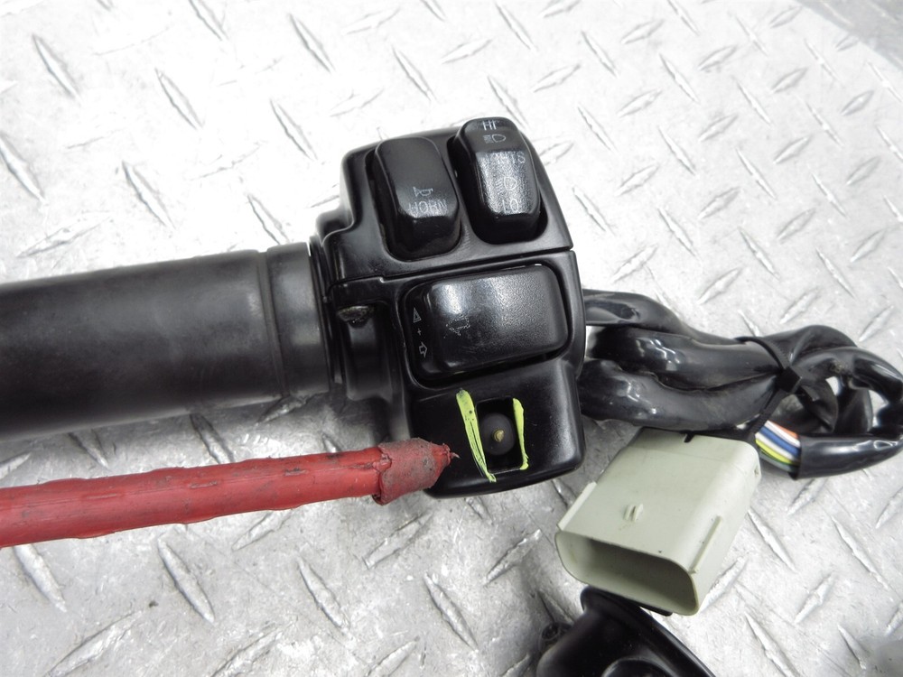 2007 Harley Electra Glide FLHTCI Left Switch Clutch Control Lever Perch Cable