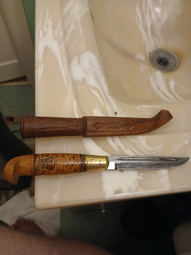 fishing knife