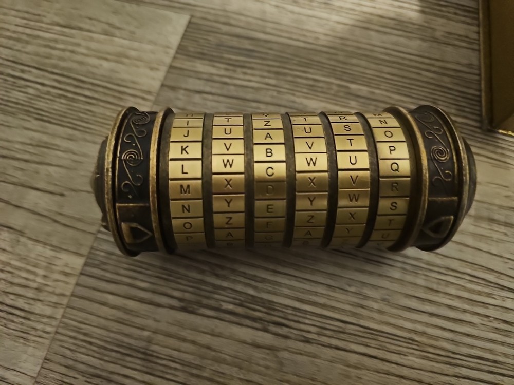 Da Vinci Code Mini Cryptex Lock Puzzle Boxes With Hidden Compartments w/ 2 Rings