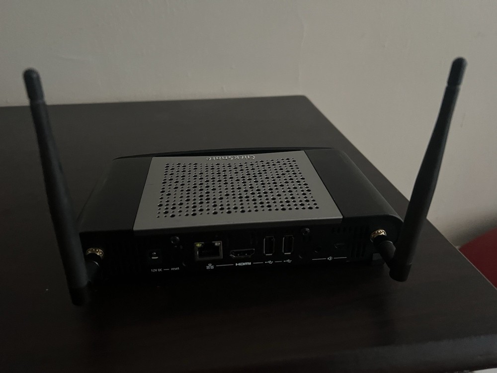 Barco R9861520NA Wireless Presentation System