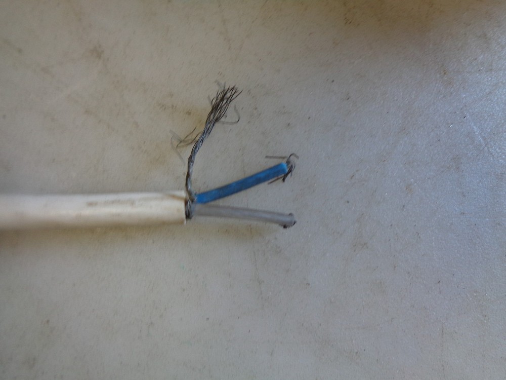 BRONZE THRU HULL TRANSDUCER W/ 3 WIRE