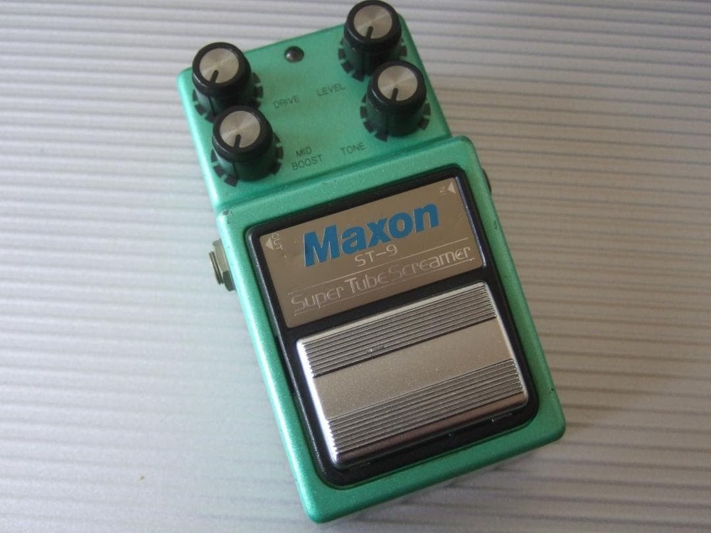 Maxon ST-9 Super Tube Screamer