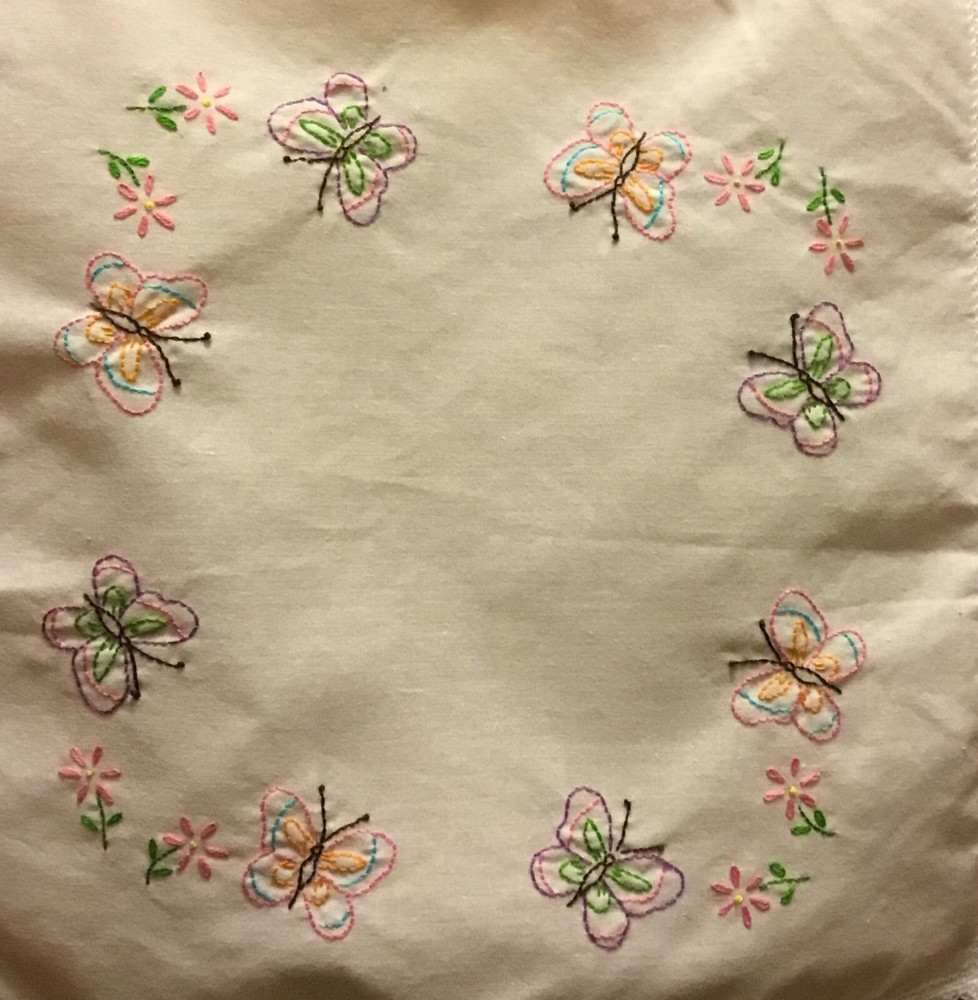 Handmade - Table Runner and Doily Set