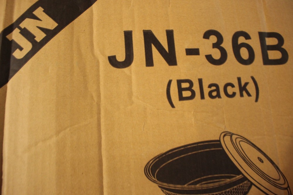 JN036B 150 SETS COMBO PACK BLACK BOWL / CLEAR DOME LID STACKABLE MICROWAVEABLE