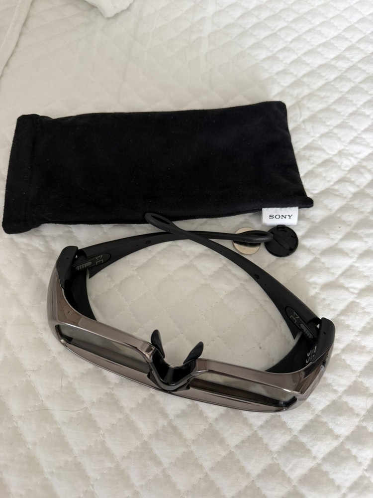 Sony TDG-BR100 3D Active Glasses *ONE Pair* With Soft Case - UNTESTED